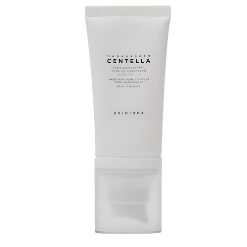 SKIN1004 Madagascar Centella Tone Brightening Tone Up Sunscreen SPF50+ PA++++ | Protector Solar Iluminador y Aclarante 50ml.